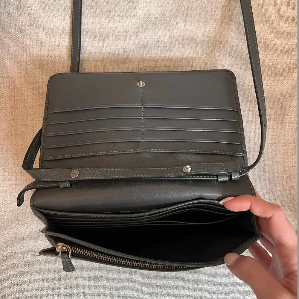 Marc Jacobs Gotham Pebbled Leather Crossbody Wallet Bag - Picture 4 of 8